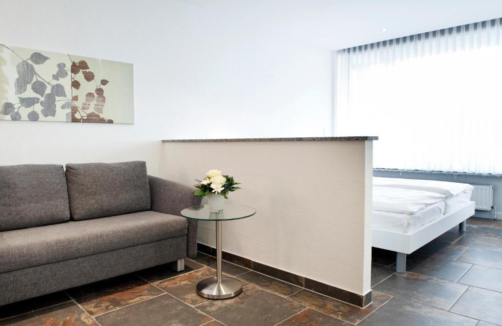 Appartements Am Kleeblatt Wuppertal Quarto foto